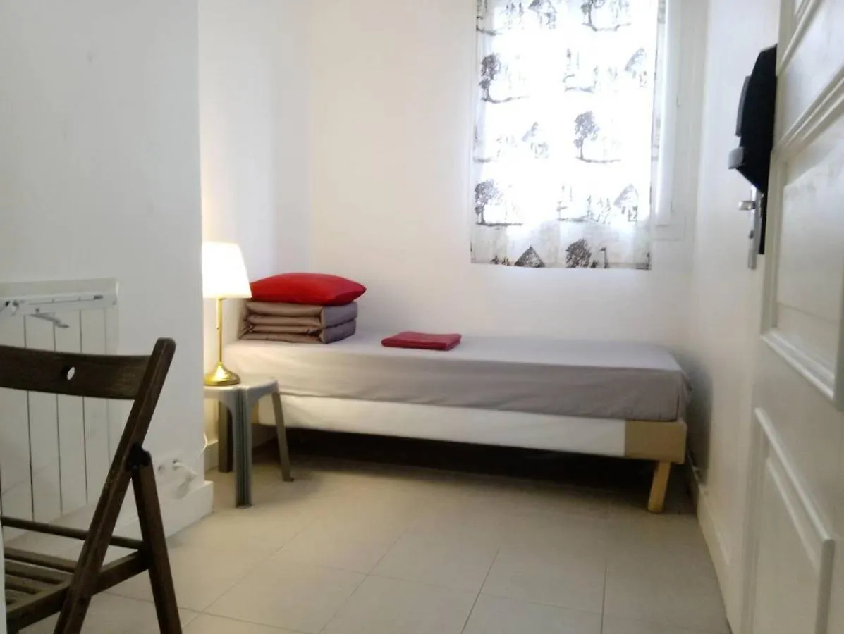 L & D D'hote 5* Paris