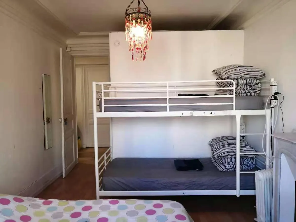 L & D D'hote Bed and breakfast